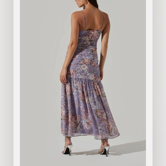 ASTR The Label Kiana Floral Rucked Dress Size Medium - Picture 5 of 12